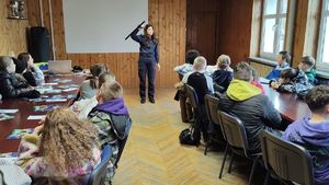 Otwarte Jednostki Policji z udziałem uczniów z Burkatu