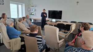 Spotkanie policjantek z seniorami w Wawrowie