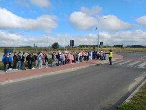 bezpieczna droga do szkoły z dzielnicowymi