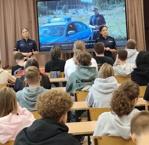 spotkania policjantek w szkołach
